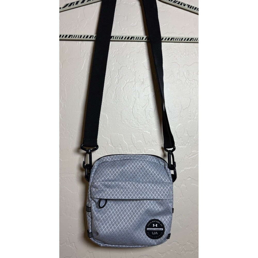 Under Armour UA Mini Crossbody Bag Gray Geometric Print Neon Green Zip